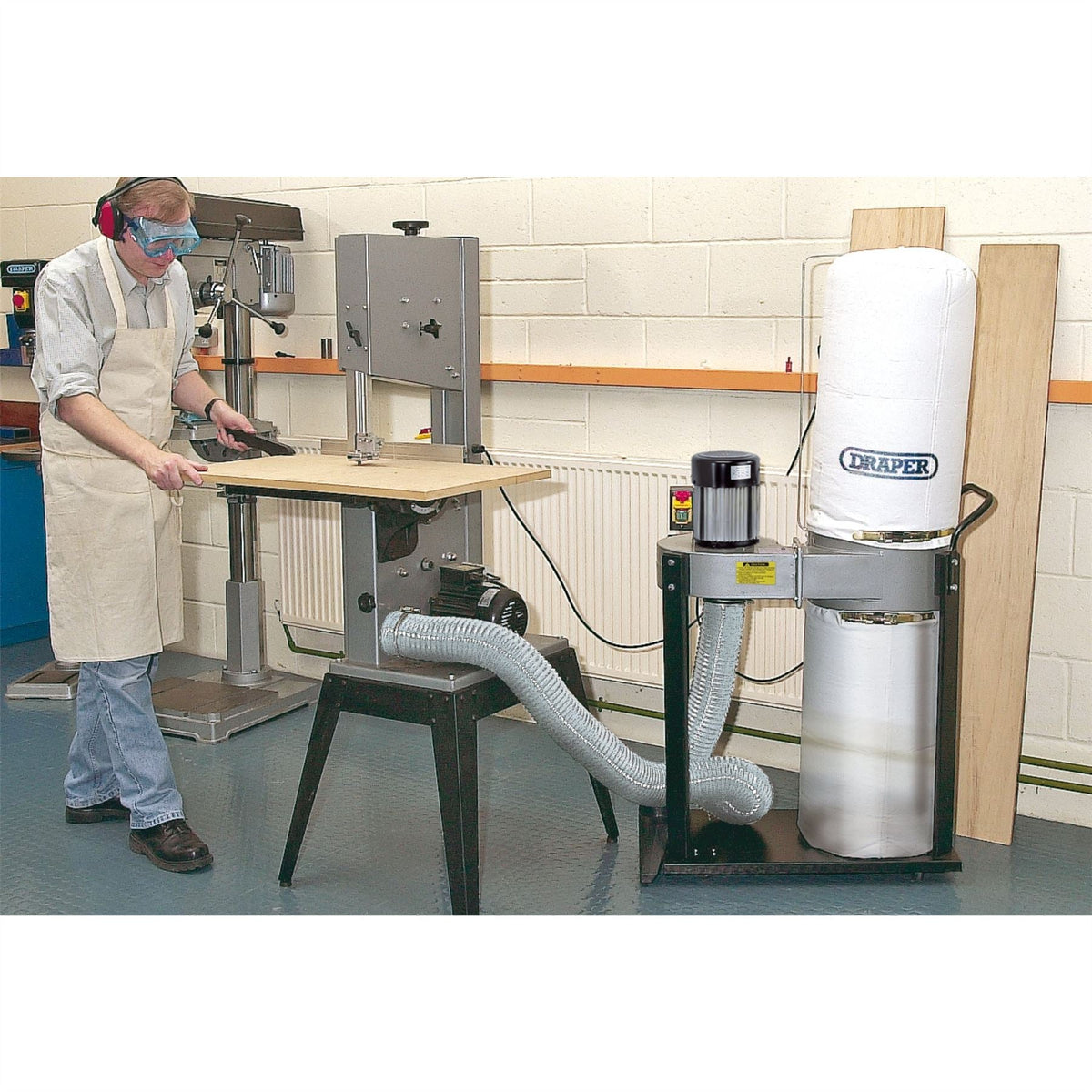 Draper Portable Dust/Chip Extractor 55L 750W 79359  White Rose Tools