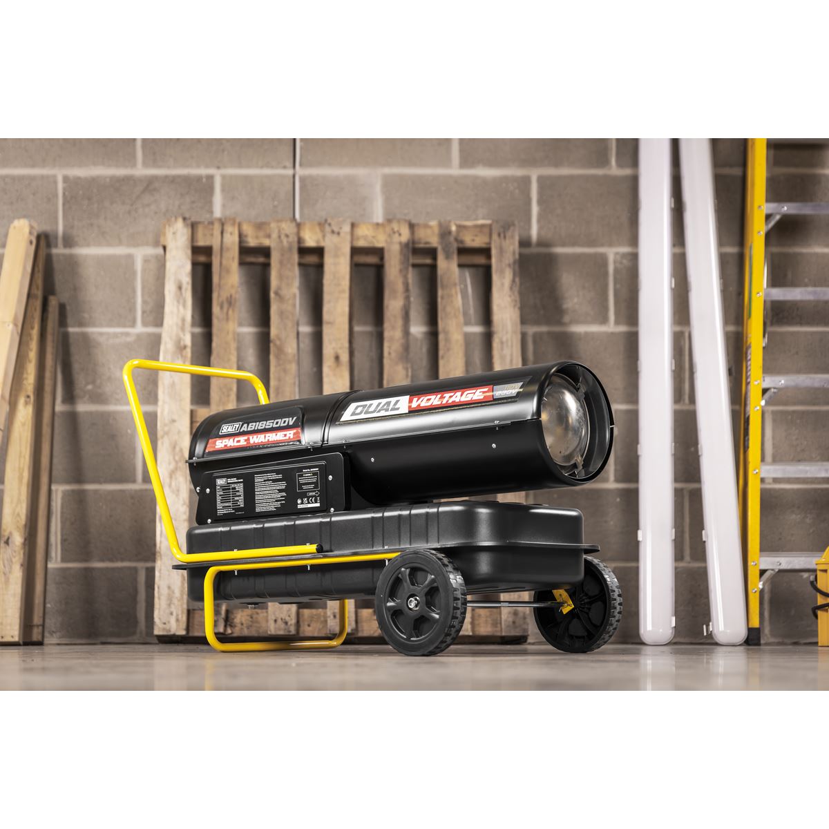 Sealey Dual Voltage Space Warmer® Kerosene/Diesel Heater with Wheels 185,000Btu/hr(55kW)