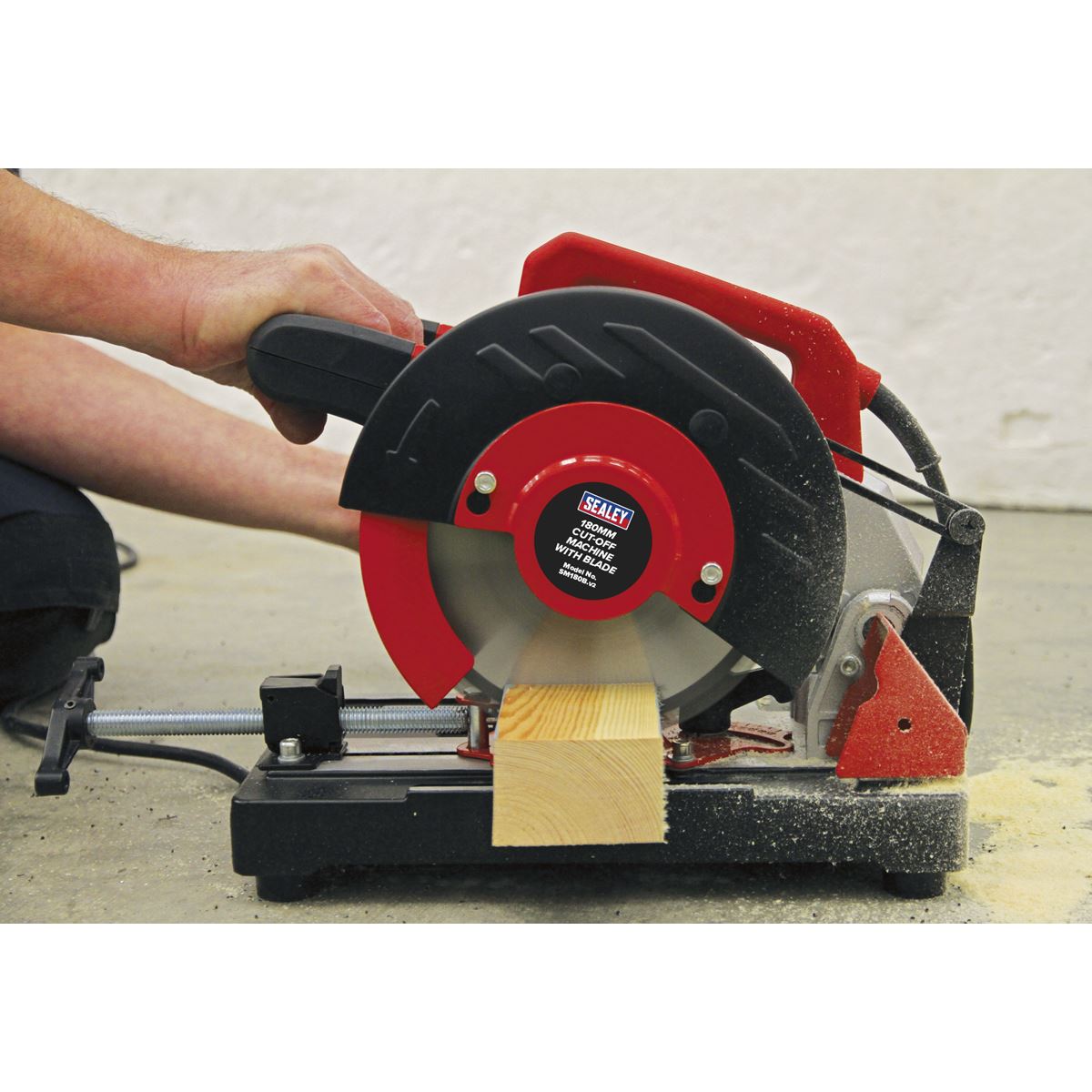Sealey Cut-Off Machine Ø180mm 230V with Blade 