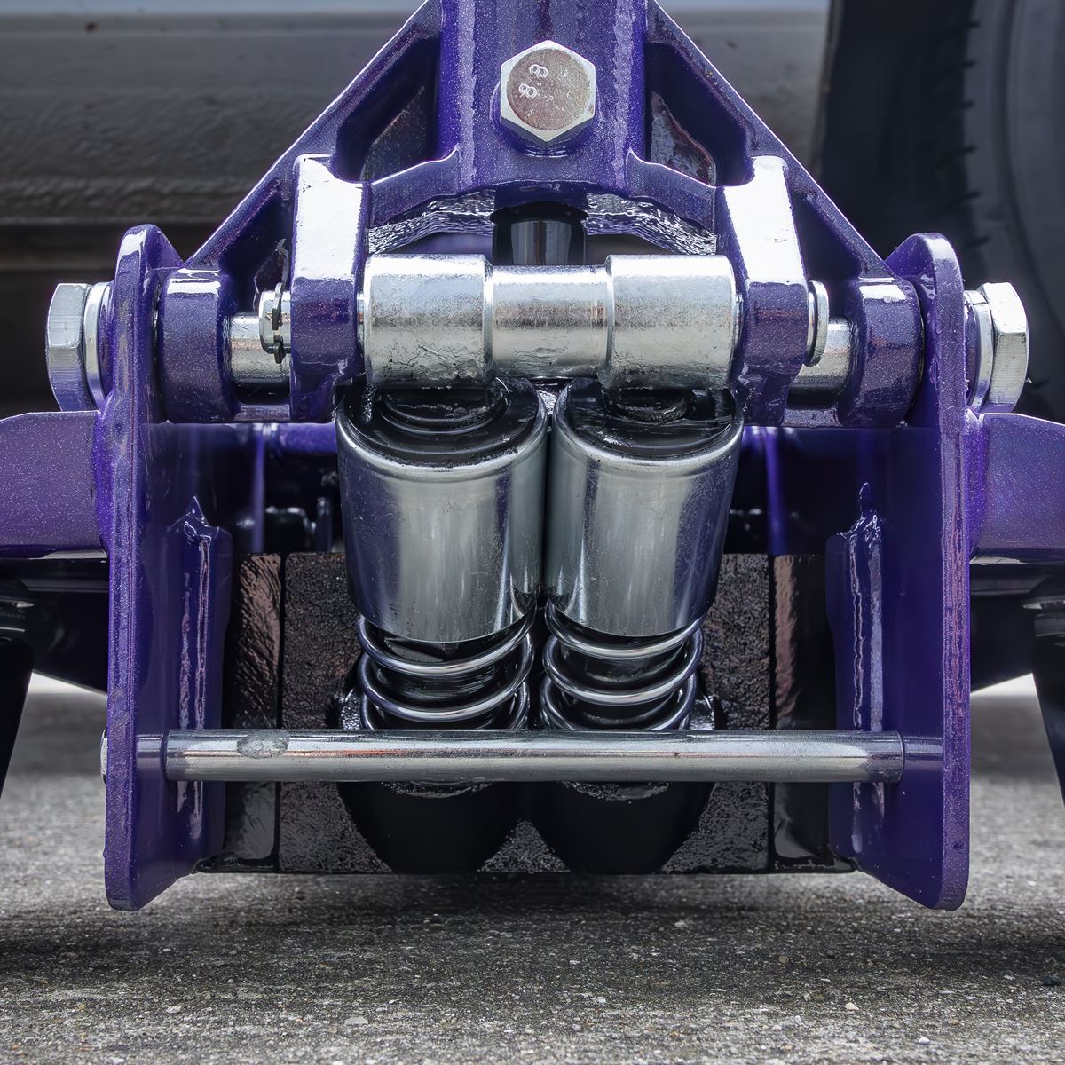 Sealey Low Profile Rocket Lift Trolley Jack 2.25 Tonne - Purple  White Rose Tools