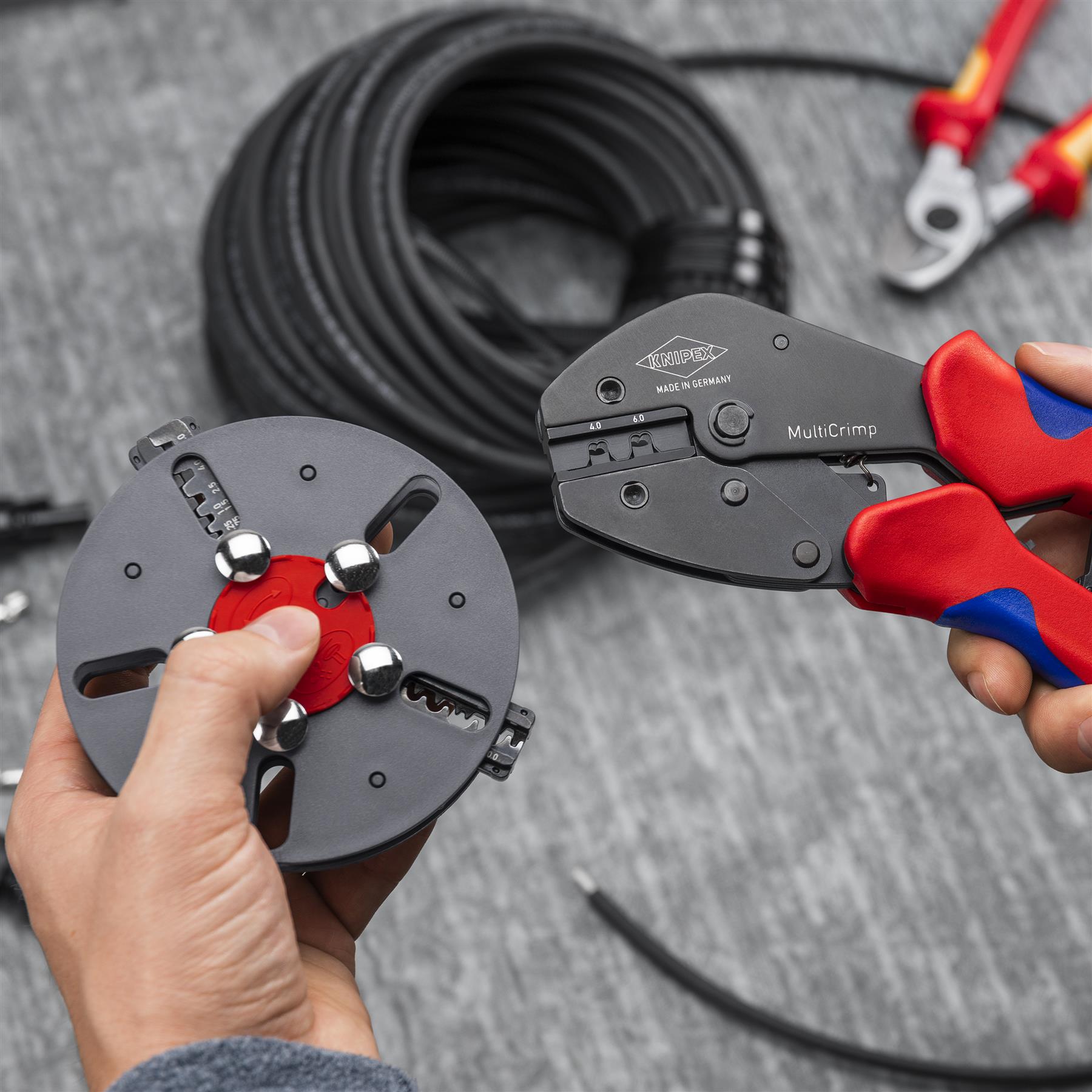 KNIPEX MultiCrimp PV for MC4 / MC4 EVO2 Wire Ferrules and Non Insulated Terminals 97 33 03  White Rose Tools