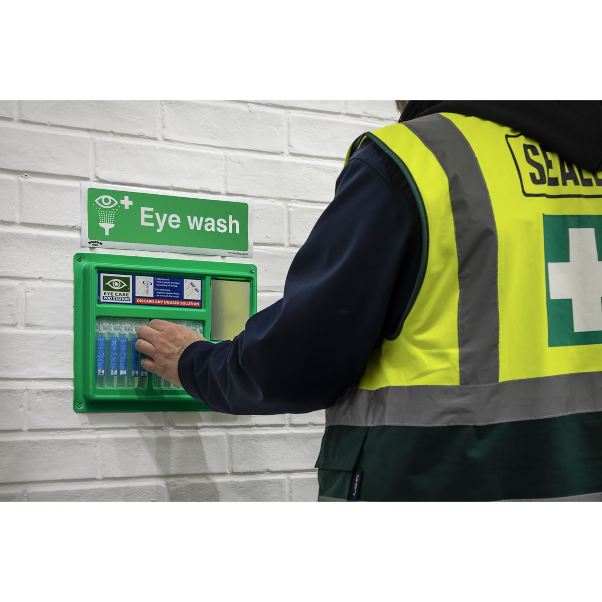 Worksafe by Sealey Safe Conditions Safety Sign - Eye Wash - Self-Adhesive Vinyl - Pack of 10