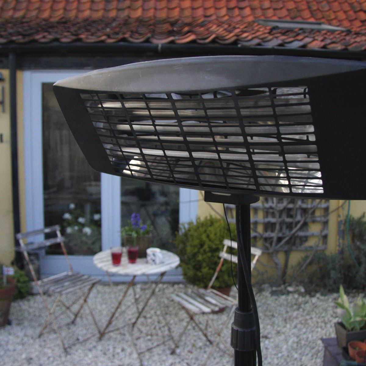 Sealey Infrared Quartz Patio Heater 2000W/230V with Telescopic Floor Stand 