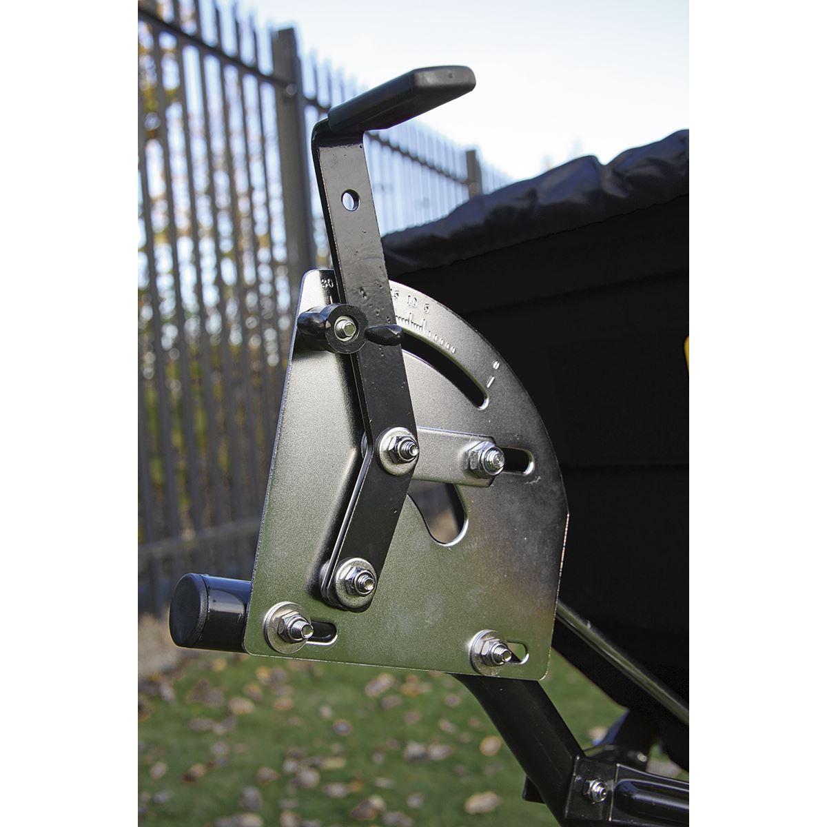 Sealey Broadcast Spreader 80kg Tow Behind 