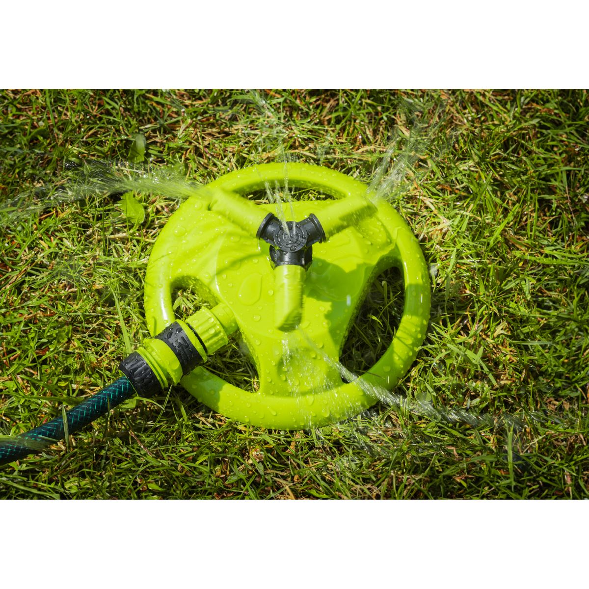 Sealey Adjustable Rotating Garden Sprinkler 3-Arm  White Rose Tools