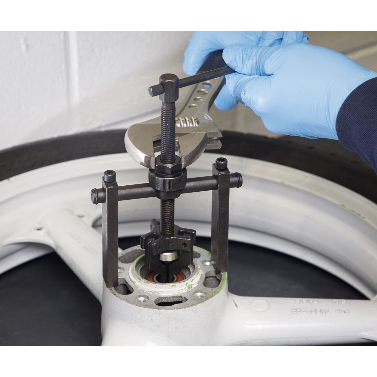 Sealey Wheel Bearing Puller Ø12-38mm 3-Jaw 