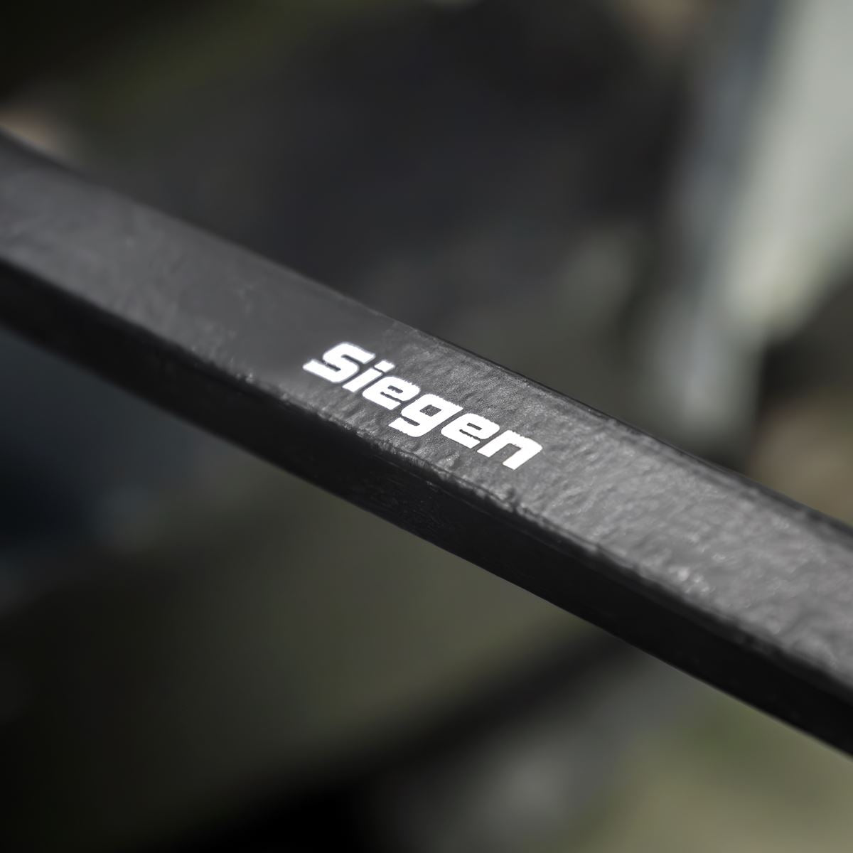 Siegen 900mm Heavy-Duty Pry Bar