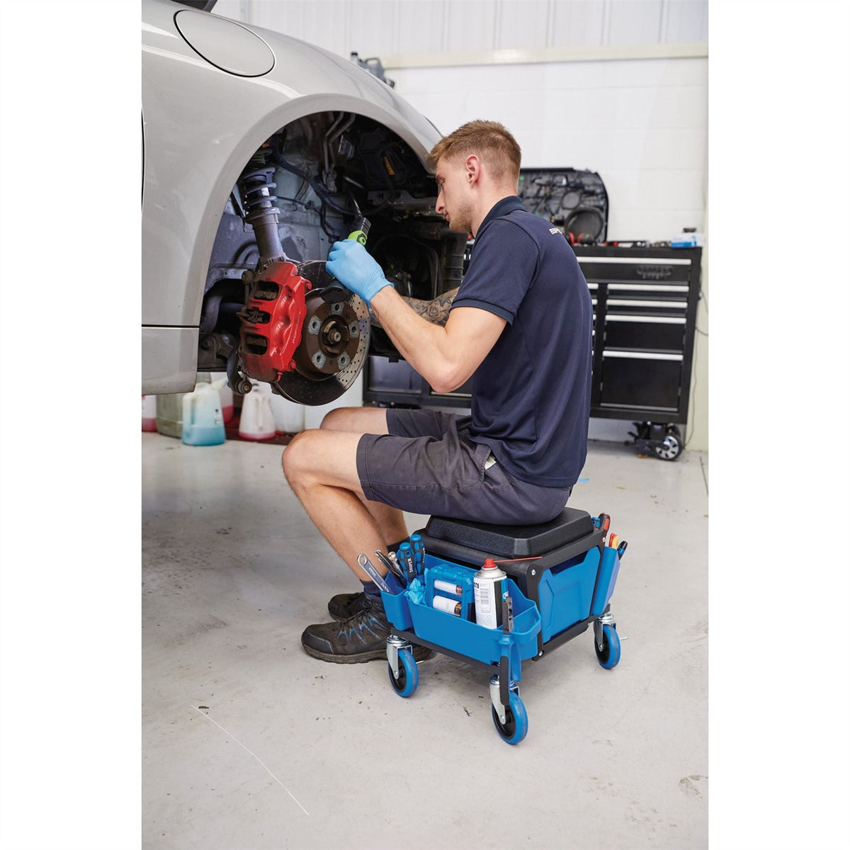 Draper Expert Work Stool with Tool Storage Blue 23716  White Rose Tools
