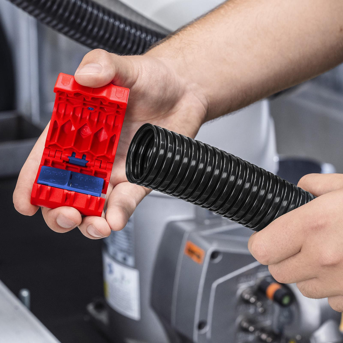 KNIPEX BIX conduit and corrugated pipe cutter