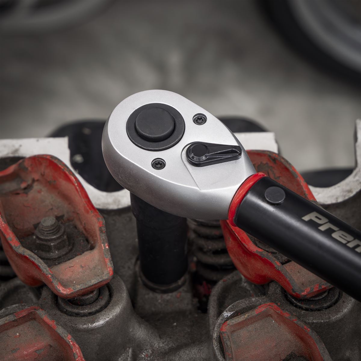 Sealey Premier Black Torque Wrench Micrometer Style 1/2"Sq Drive Calibrated 60-330Nm - Premier Black  White Rose Tools