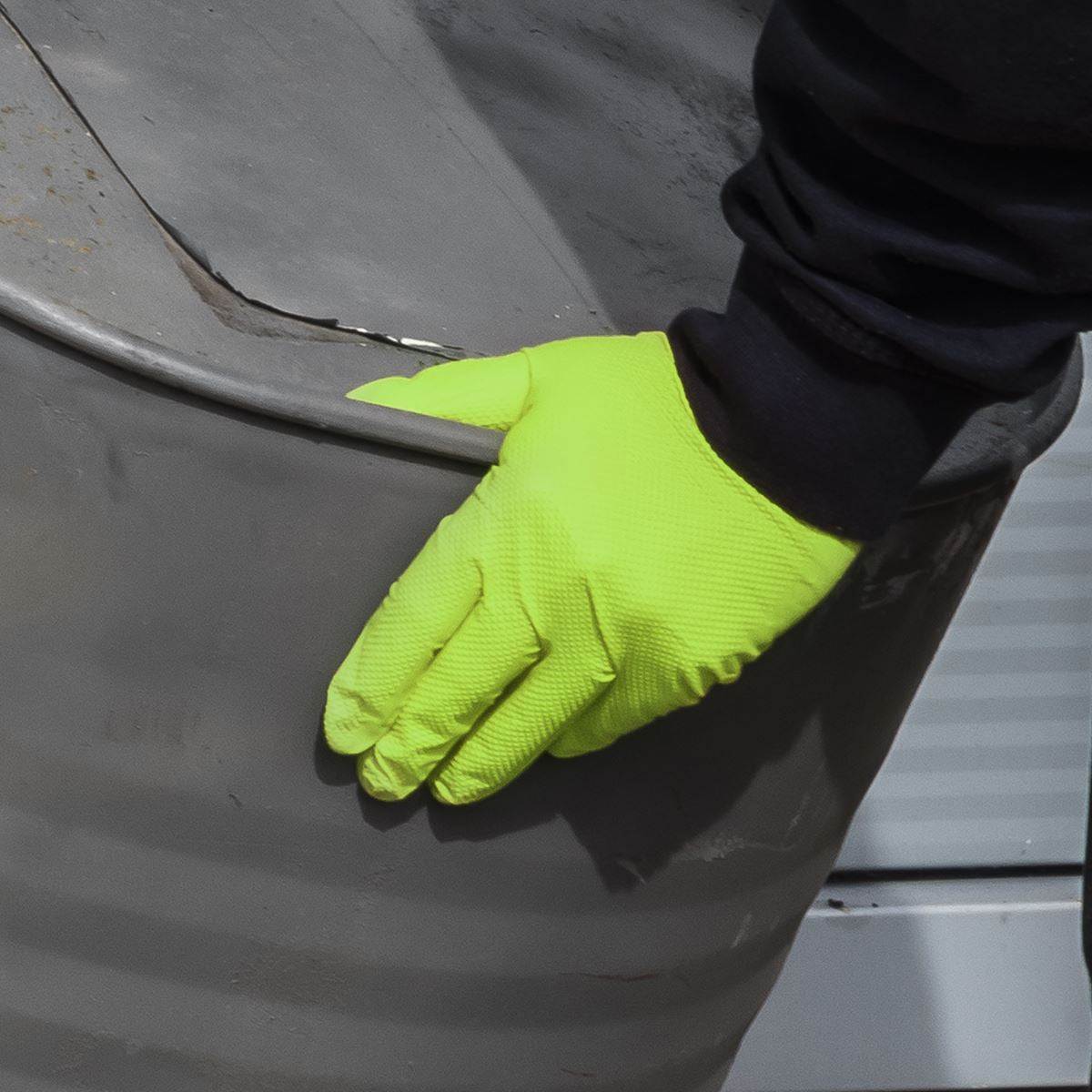 Sealey Diamond Grip Extra-Thick Nitrile Powder-Free Gloves, Hi-Vis Green, Large - Pack of 50  White Rose Tools
