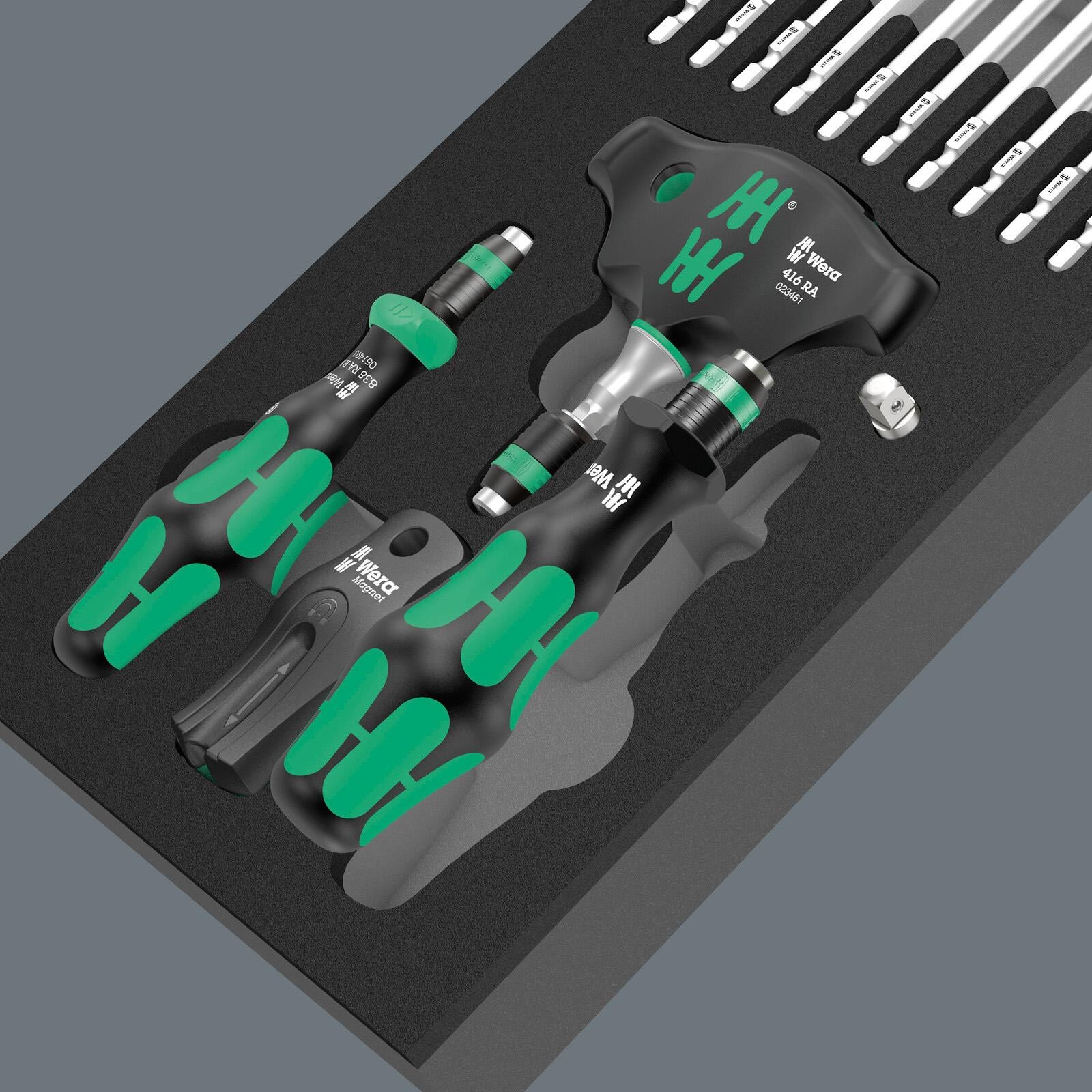 Wera Foam Insert Ratchet Screwdriver Set with Interchangable Bits 9752 Kraftform Kompact with Ratchet Functionality Set 1 24 Pieces