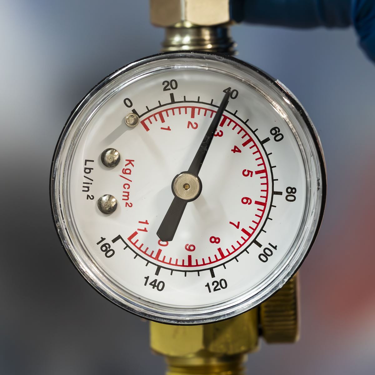 Sealey On-Gun Regulator with Gauge 