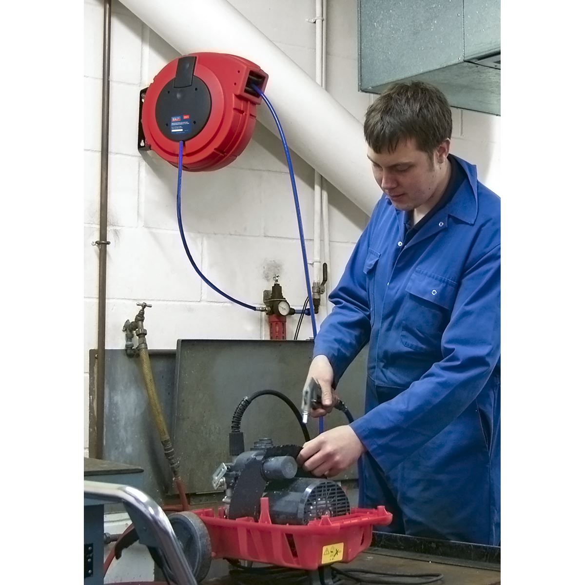 Sealey Retractable Air Hose Reel HD Mechanism 15m Ø8mm ID - PU Hose 