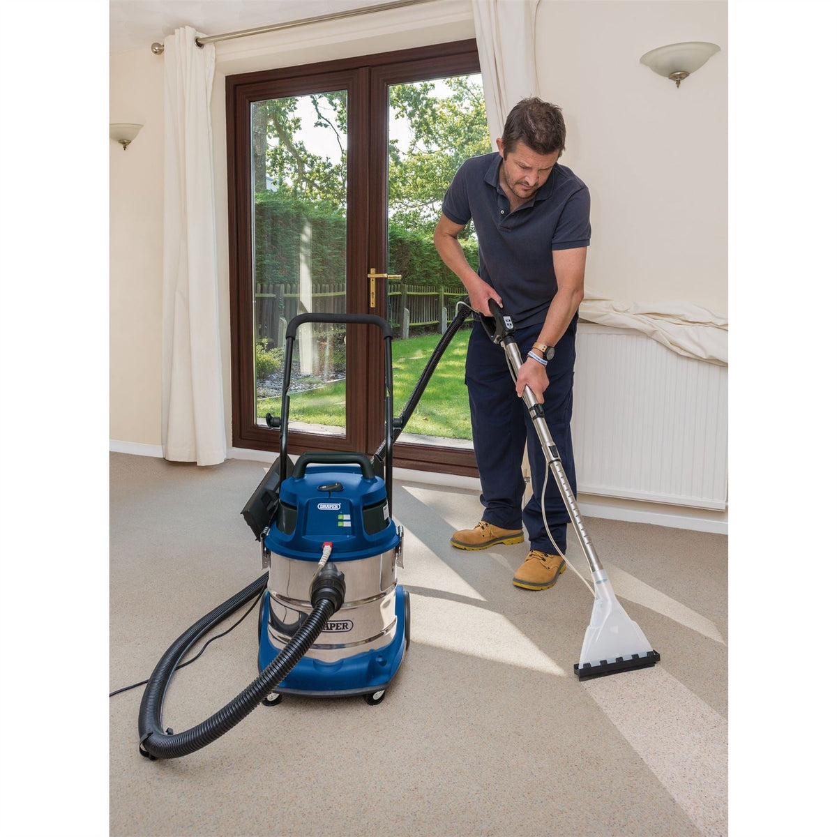 Draper 3 in 1 Wet and Dry Shampoo/Vacuum Cleaner 20L 1500W 75442  White Rose Tools
