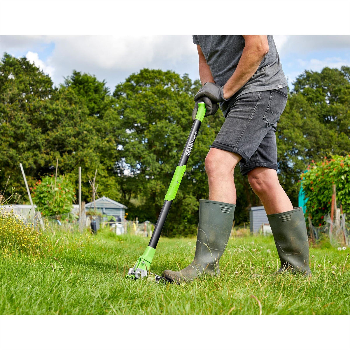 Draper Expert Long Handled Weed Puller 37796  White Rose Tools