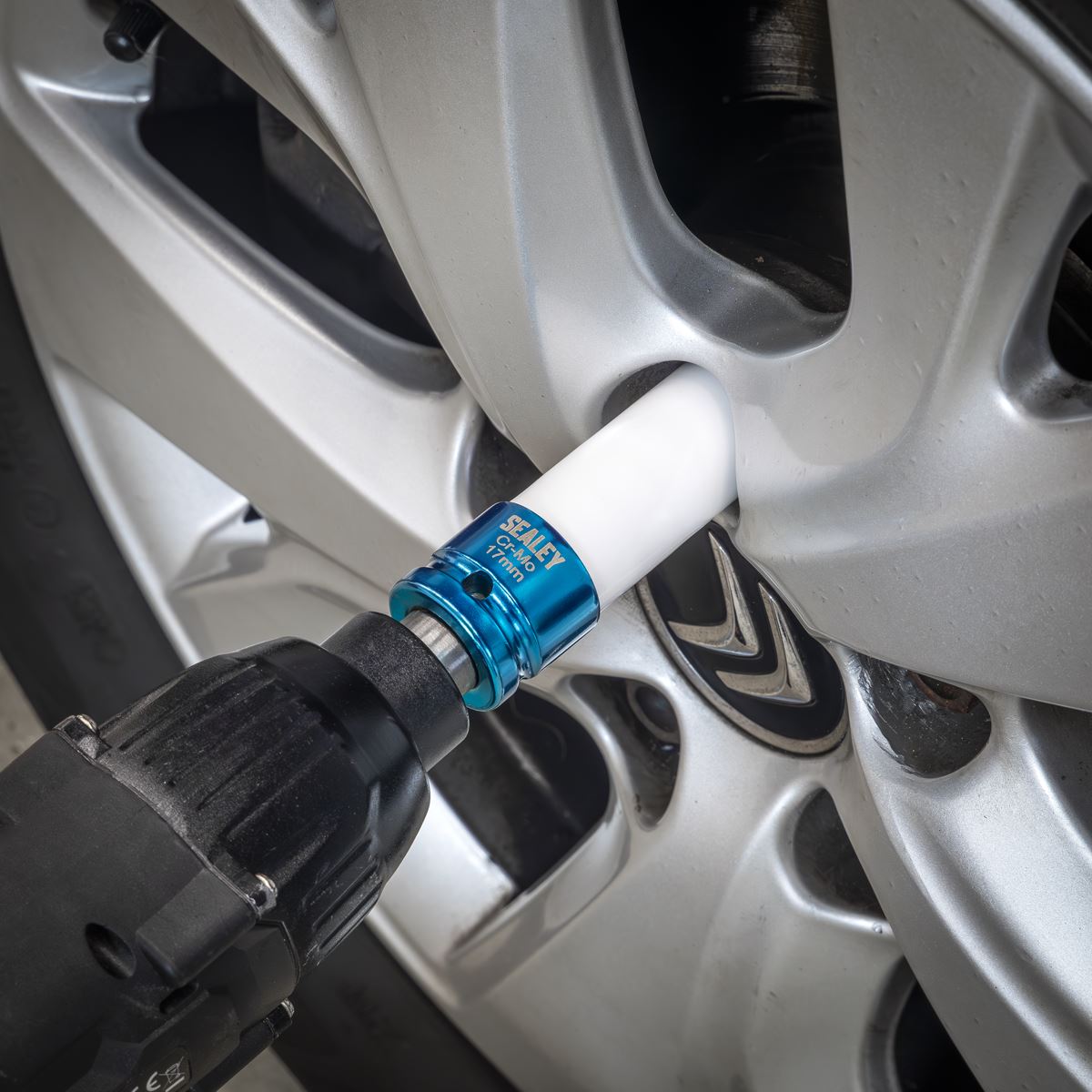 Sealey Alloy Wheel Impact Socket 1/2"Sq Drive 17mm  White Rose Tools