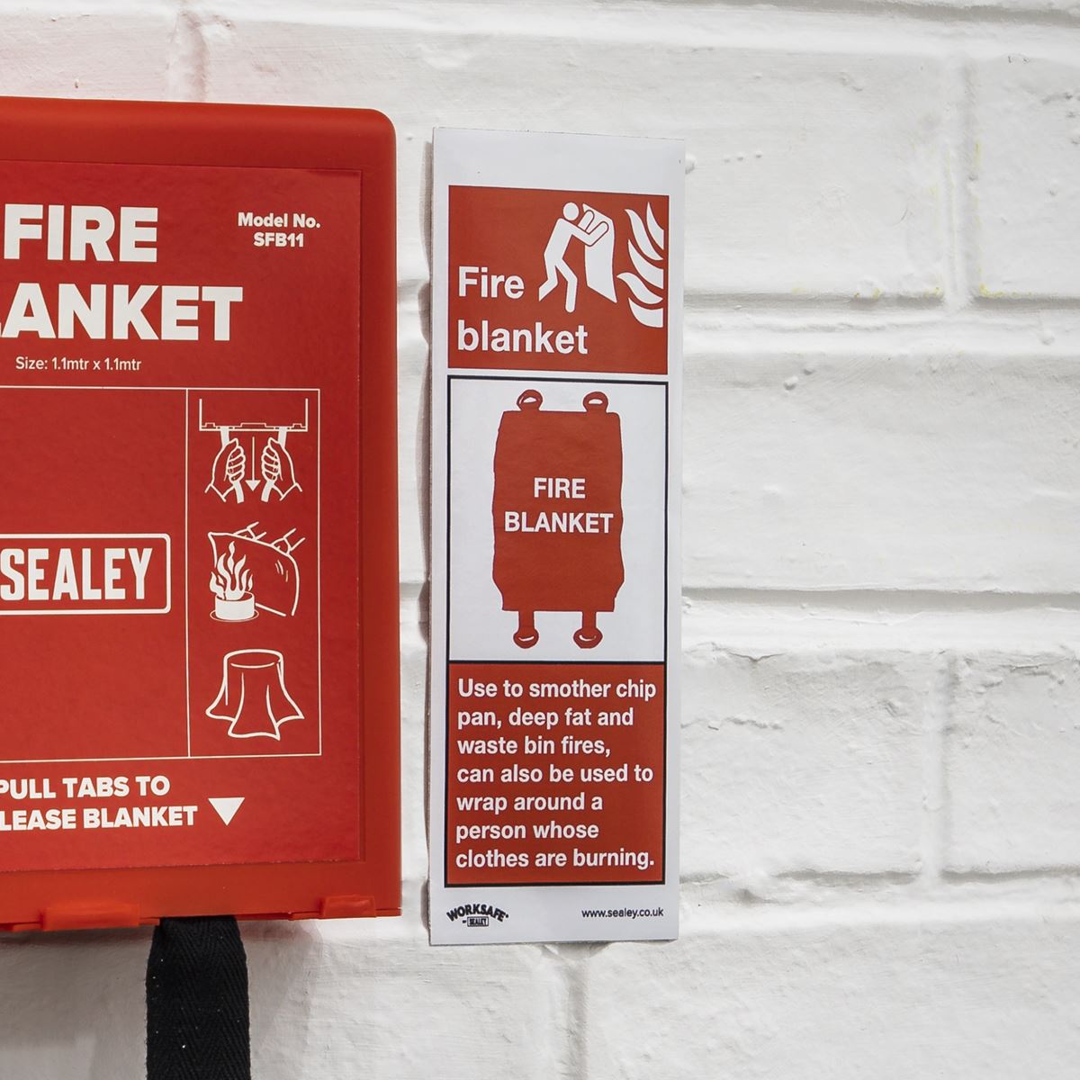 Worksafe by Sealey Safe Conditions Safety Sign - Fire Blanket - Self-Adhesive Vinyl - Pack of 10