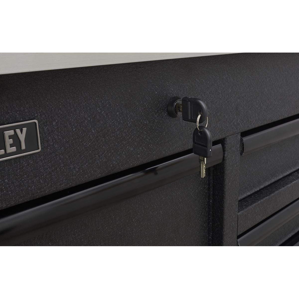 Sealey Superline Pro Mobile Tool Cabinet 1600mm with Power Tool Charging Drawer 