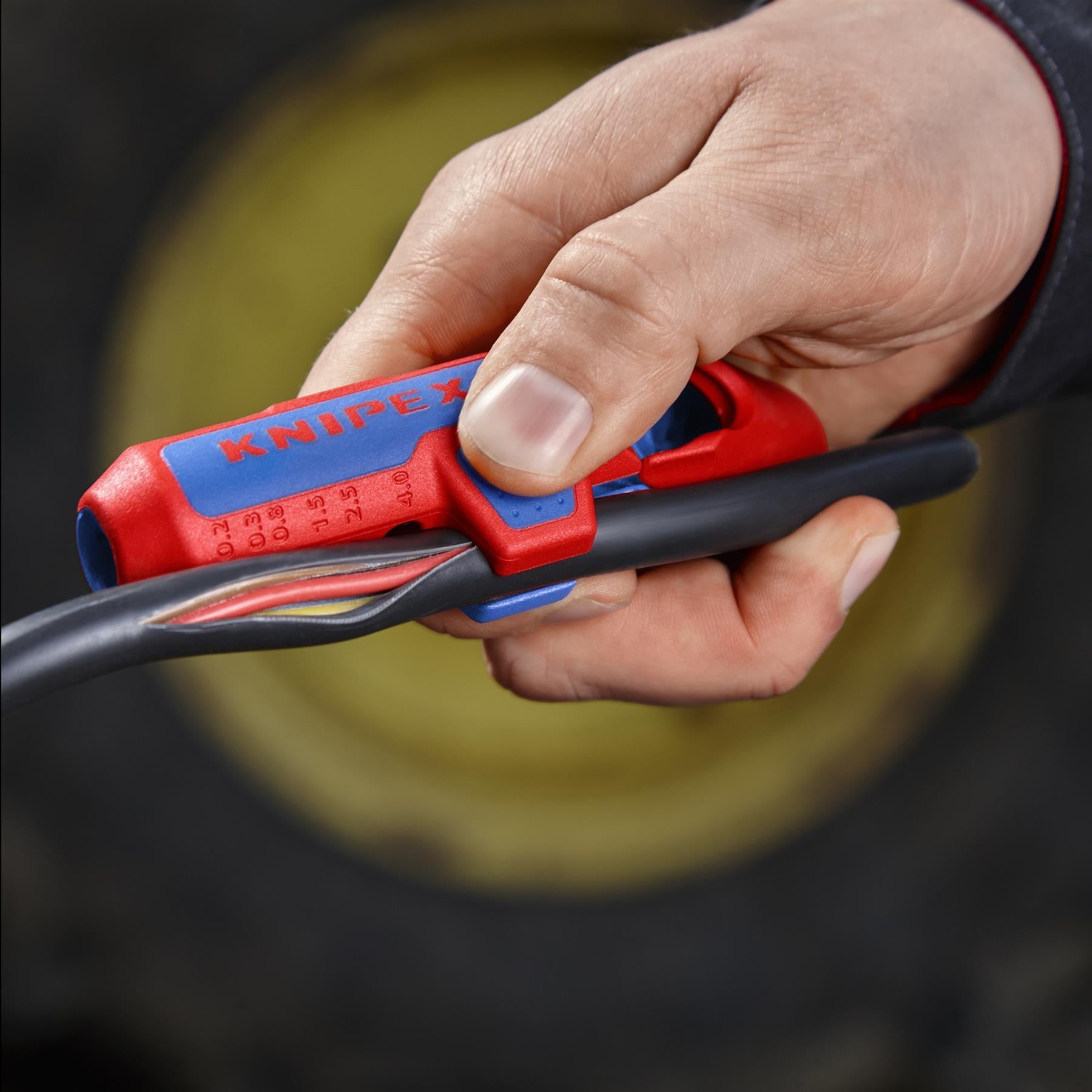 KNIPEX ErgoStrip PV Photovoltaic Wire Stripping Tool 135mm 16 95 03 SB  White Rose Tools