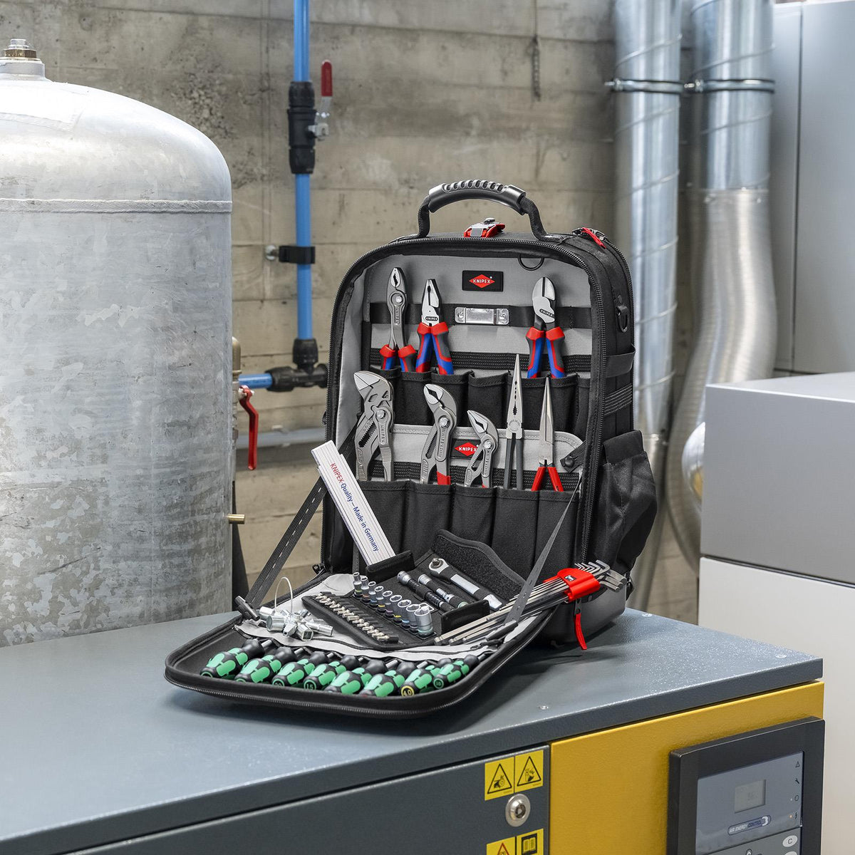 Heavy Duty Mechanics Tool Backpack KNIPEX