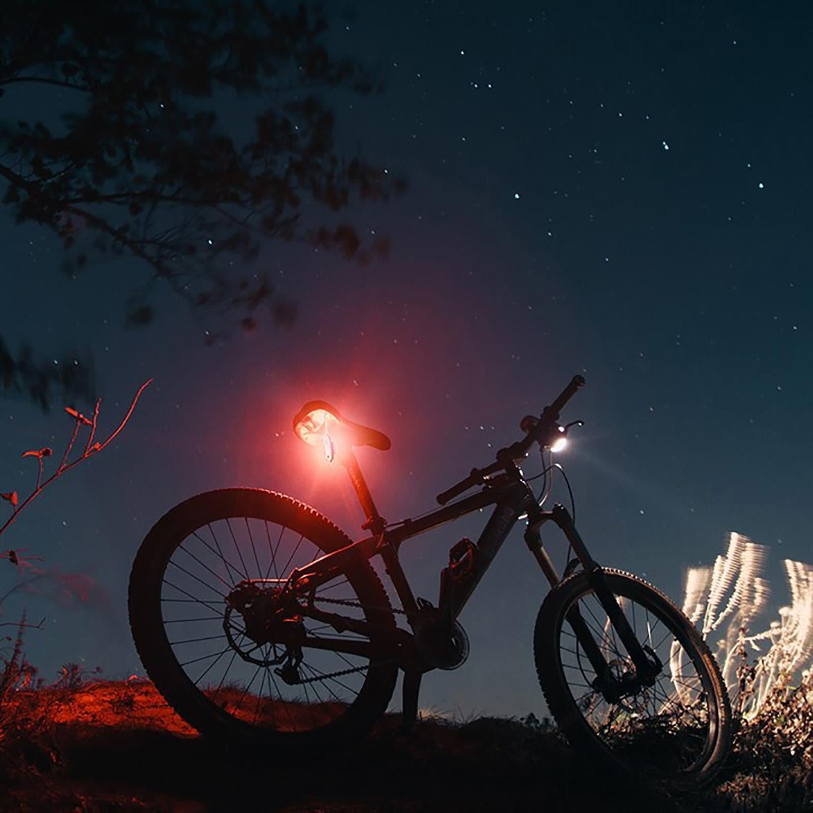 Amtech Bike Light Rear Red High Performance USB Rechargeable 8 Settings 100 Lumens 