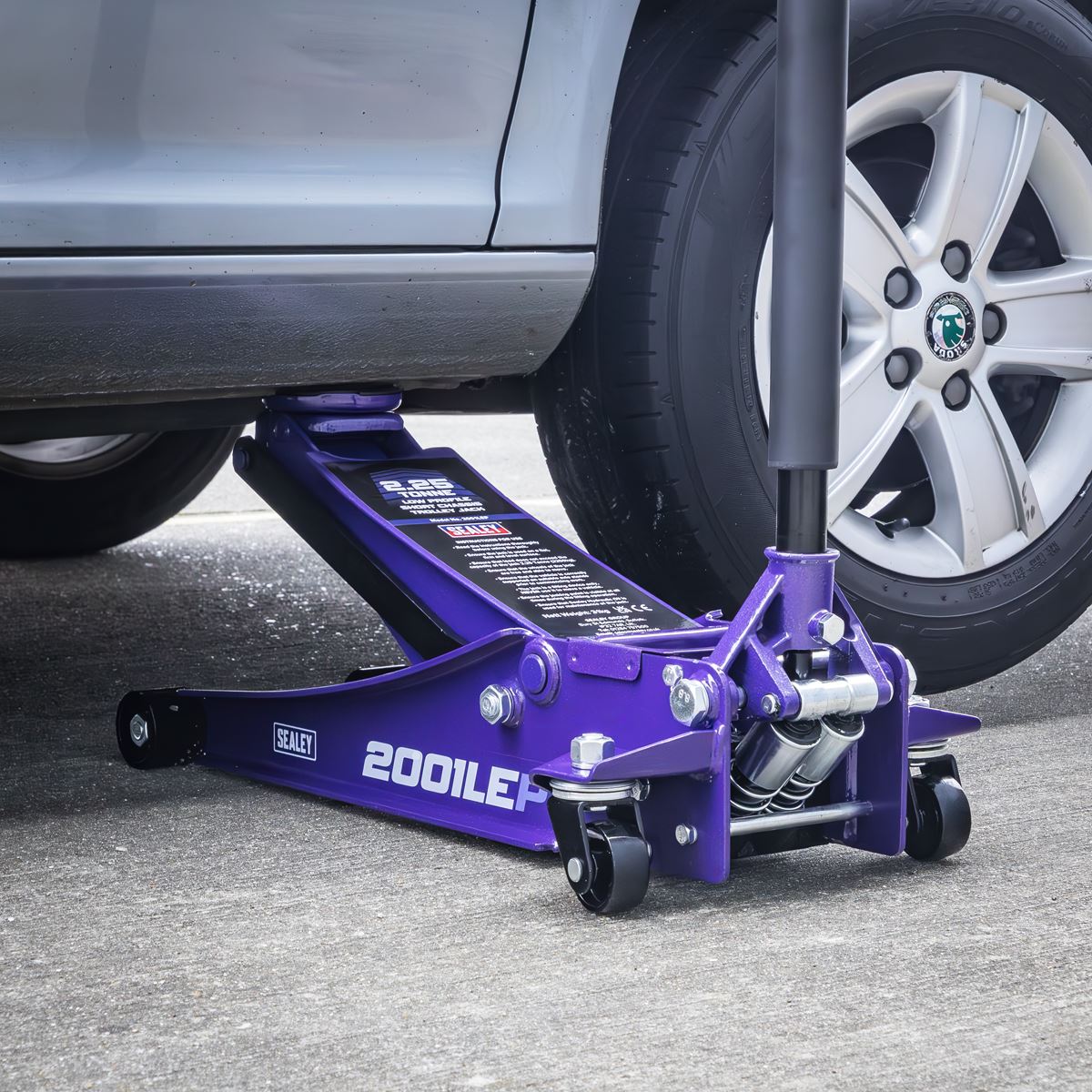 Sealey Low Profile Rocket Lift Trolley Jack 2.25 Tonne - Purple  White Rose Tools