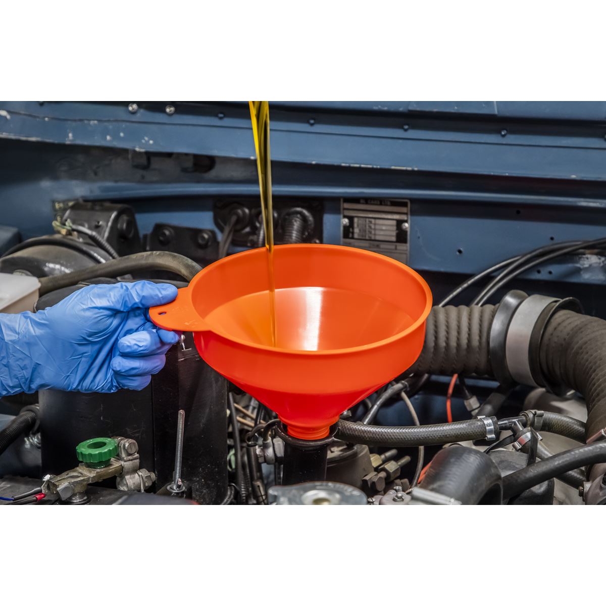 Sealey Funnel Medium Ø200mm Fixed Spout with Filter 