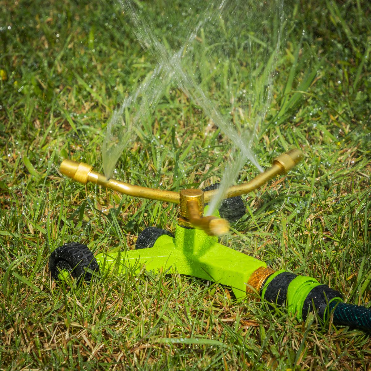 Sealey 3-Arm Brass Sprinkler with Metal Wheeled Base  White Rose Tools