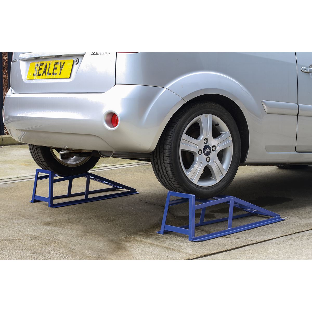 Sealey Car Ramps 1 Tonne Capacity per Ramp 2 Tonne Capacity per Pair 