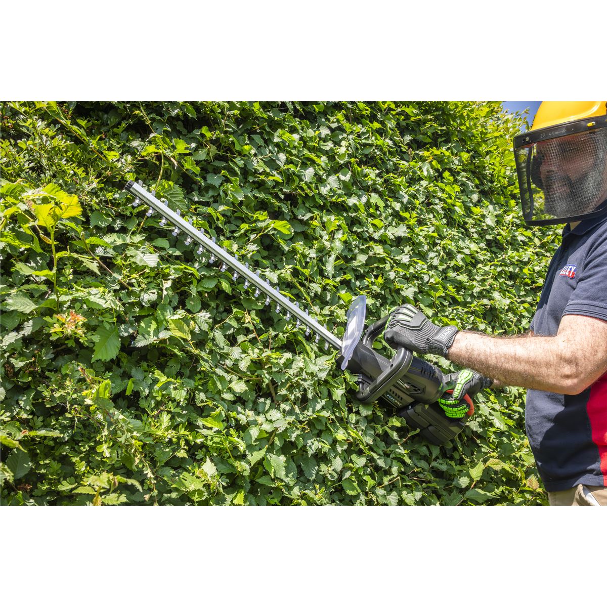 Sealey Hedge Trimmer Kit 40V 4Ah SV20 Series 52cm 