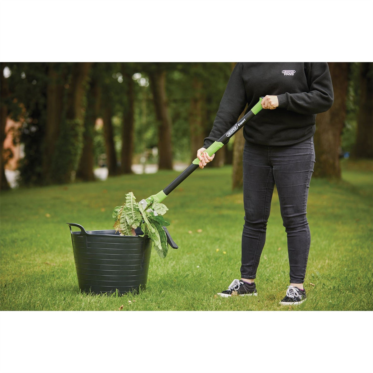 Draper Expert Long Handled Weed Puller 37796  White Rose Tools