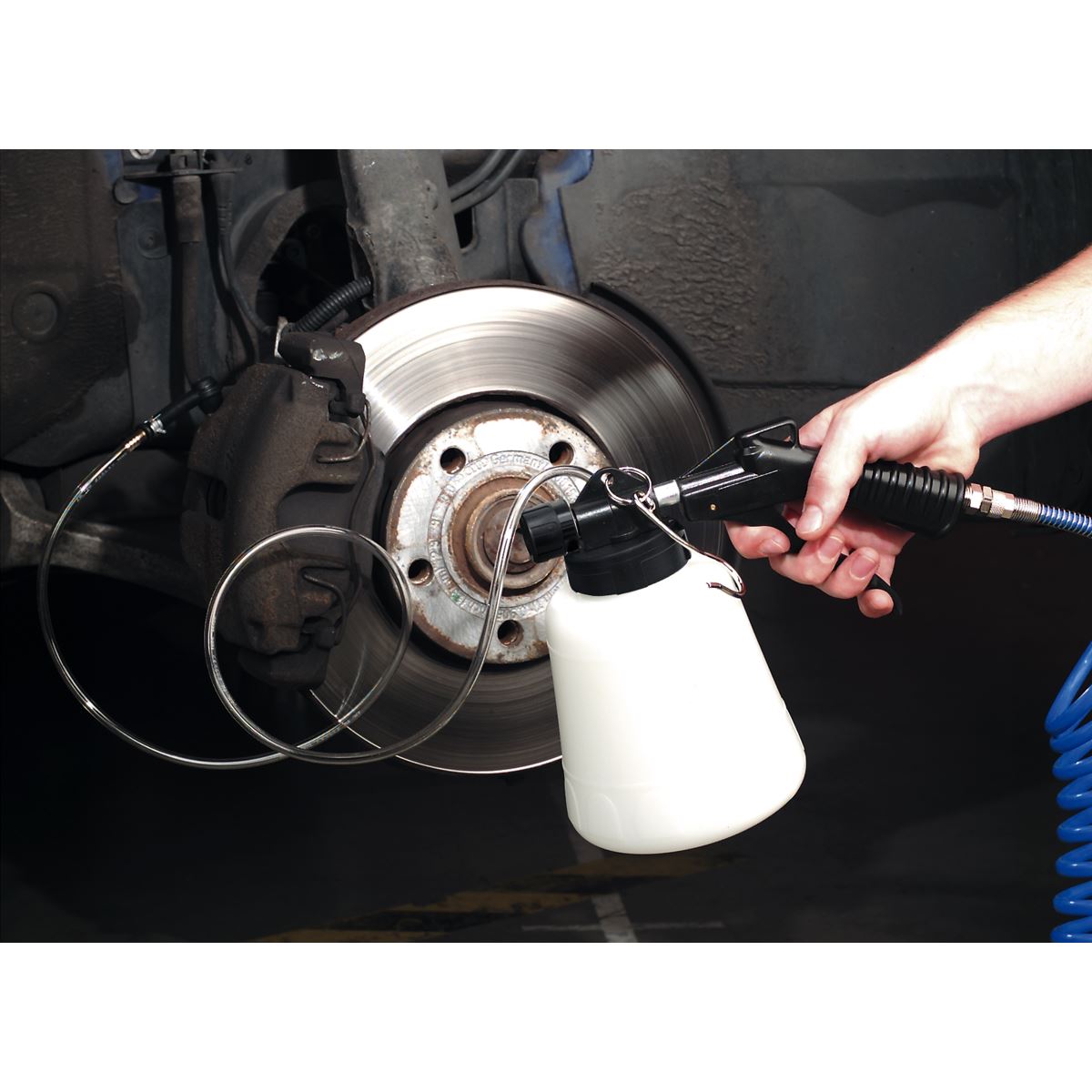 Sealey Air Brake and Clutch Bleeder Vacuum Type 1 Litre 1/4" BSP