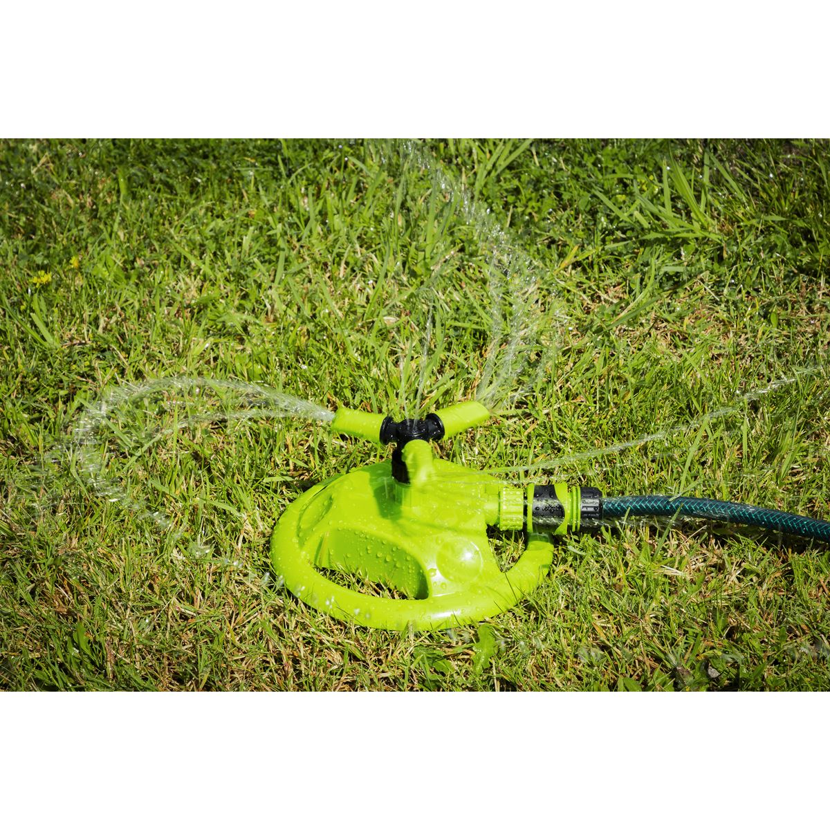 Sealey Adjustable Rotating Garden Sprinkler 3-Arm  White Rose Tools