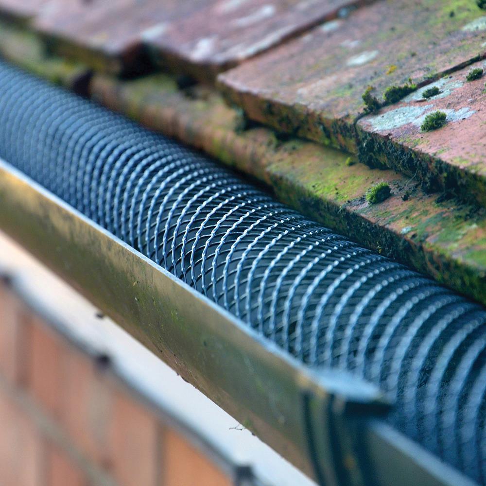 Silverline 5m x 160mm Gutter Guard Non-Corrosive Debris Prevention Filter