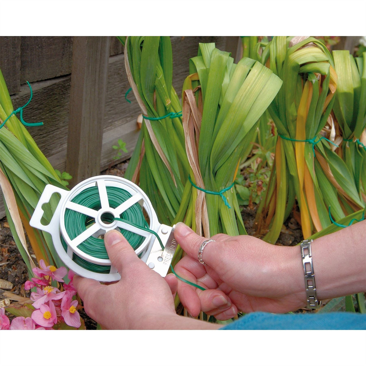 Draper Garden Tying Wire 50m 33017  White Rose Tools