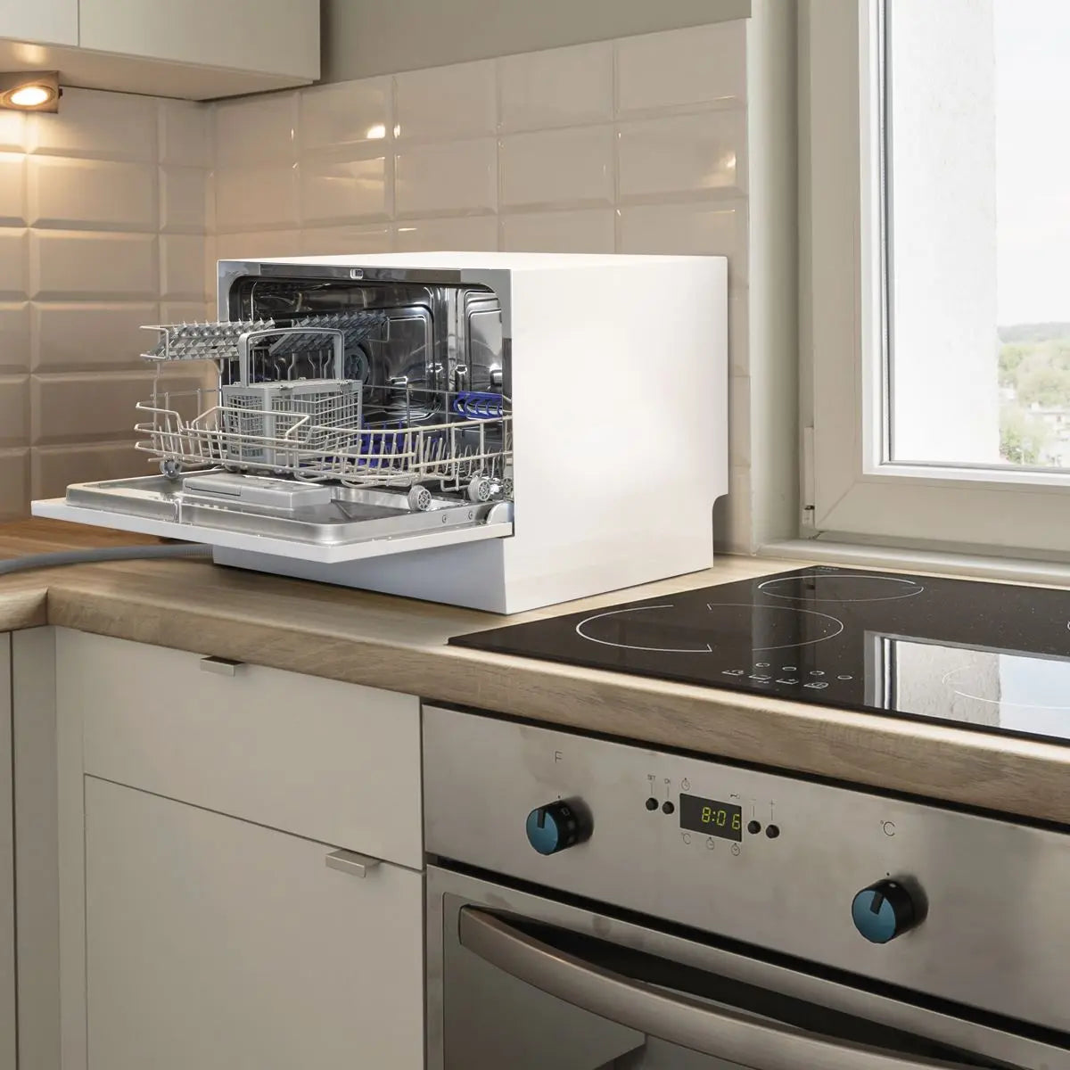 Baridi Compact Tabletop Dishwasher 6 Place Settings, 6 Programmes, Low Noise, 6.5L Cycle, Start Delay - White  White Rose Tools
