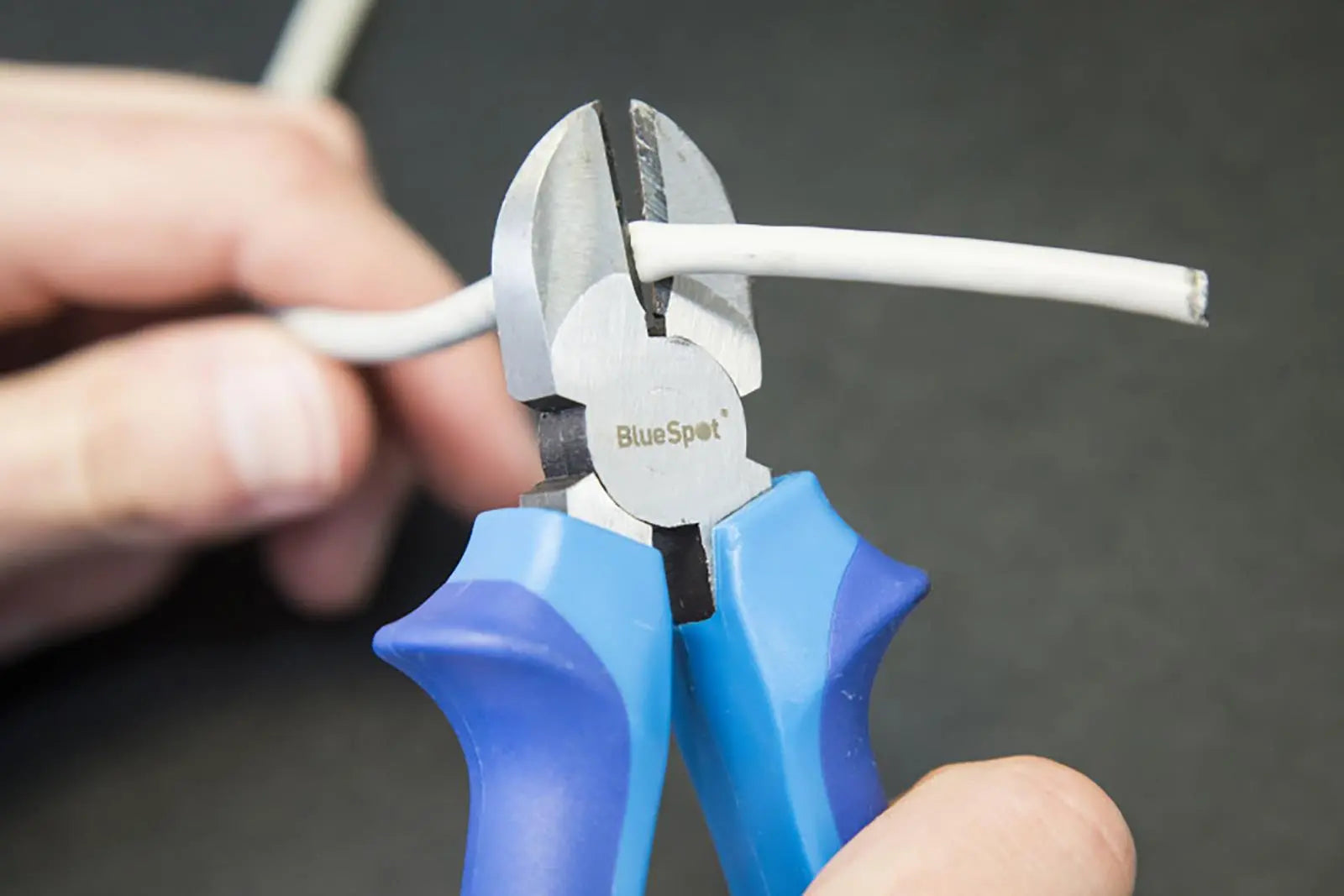 BlueSpot Side Cutting Pliers 150mm 6" Soft Grip Handle 