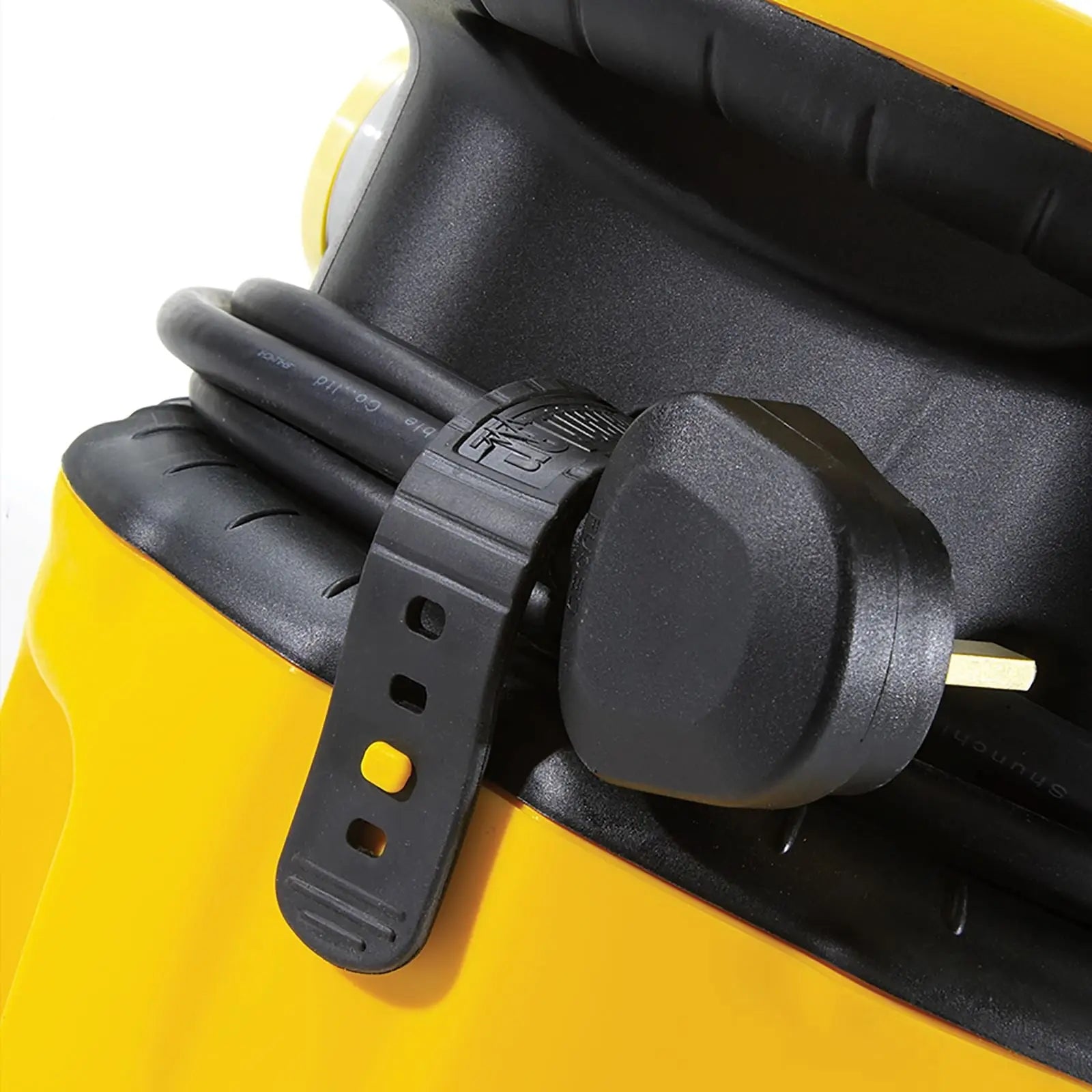 Defender 3kVA 110V 16 Amp Power Pod Transformer 2 Outlets IP44 Rated 