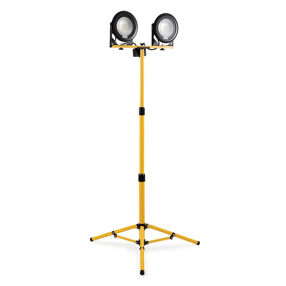 Defender DF4000 Twin Head LED Site Light 230V E709306  White Rose Tools