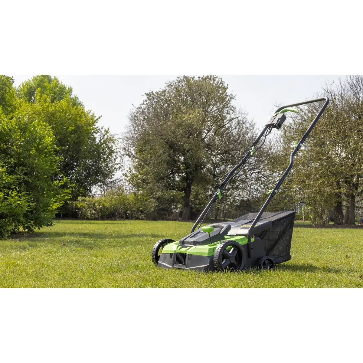 Dellonda 1500W Electric 2-in-1 Scarifier with 5-Heights, 36cm Cutting Diameter, 45L Grass Collection Bag, 10m Mains Cable, Hand Push  White Rose Tools