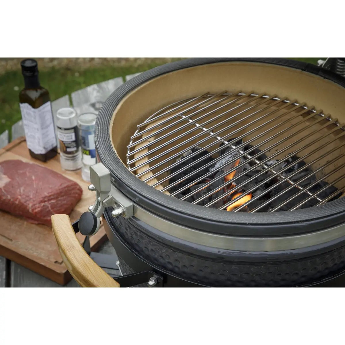 Dellonda Deluxe 16"(40cm) Ceramic Kamado Style BBQ Grill/Oven/Smoker  White Rose Tools