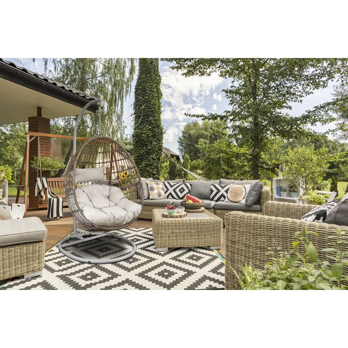 Dellonda Egg Hanging Swing Chair, Wicker Rattan Basket, Steel Frame, Single  White Rose Tools