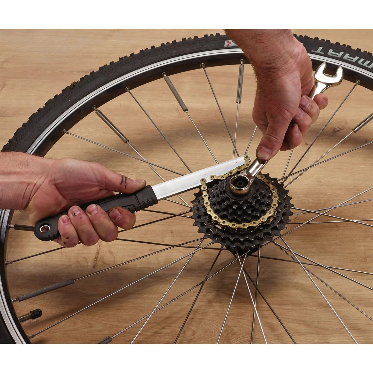 Draper Bicycle 8-Speed Chain Whip 14094  White Rose Tools