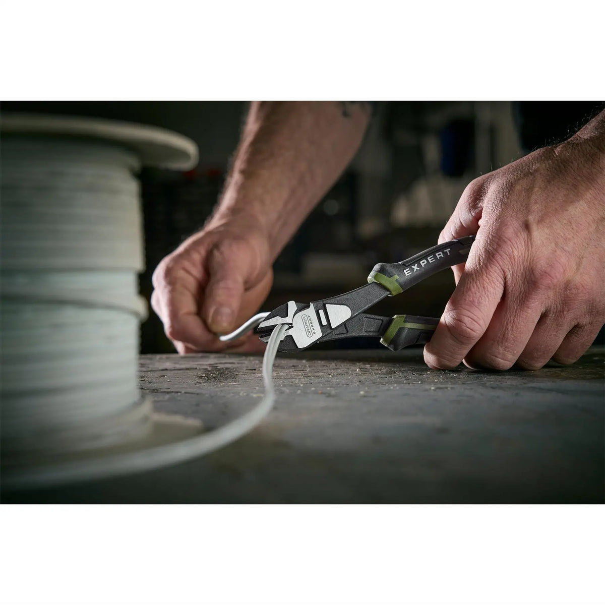 Draper Expert High Leverage Side Cutters 190mm 28524  White Rose Tools