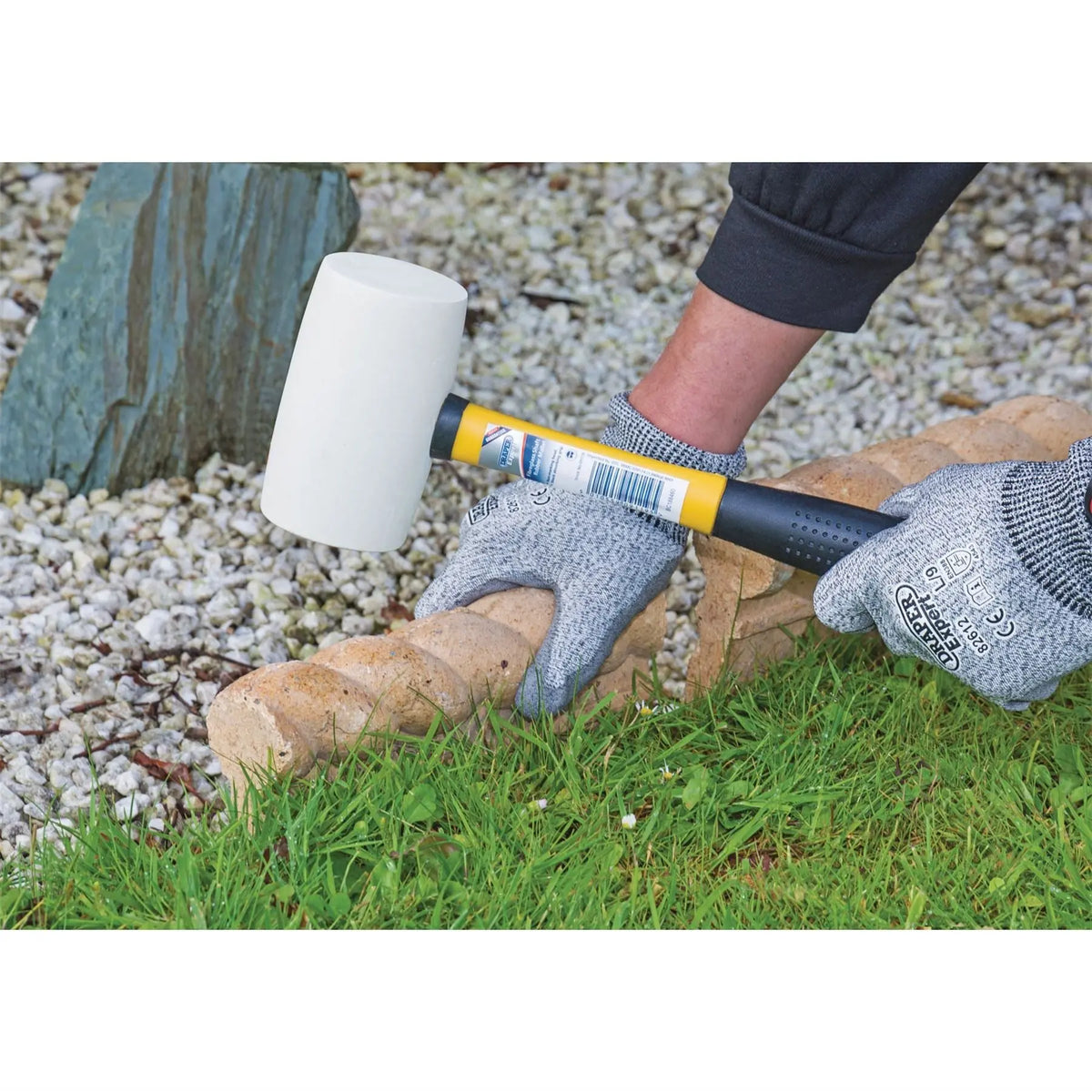 Draper Expert Non-Marking Rubber Head Mallet with Fibreglass Shaft 680g/24oz 09119  White Rose Tools