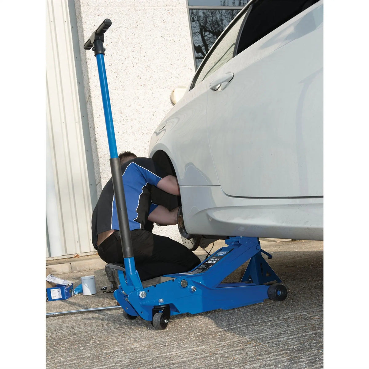 Draper Expert Professional Low Profile Garage Trolley Jack 3 Tonne Blue 01106  White Rose Tools