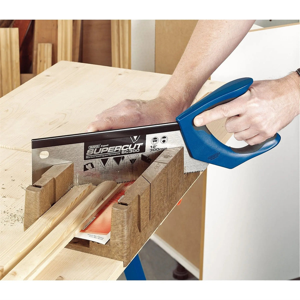 Draper Expert Supercut® Soft Grip Hardpoint Tenon Saw 300mm/12" 11tpi/12ppi 49280  White Rose Tools