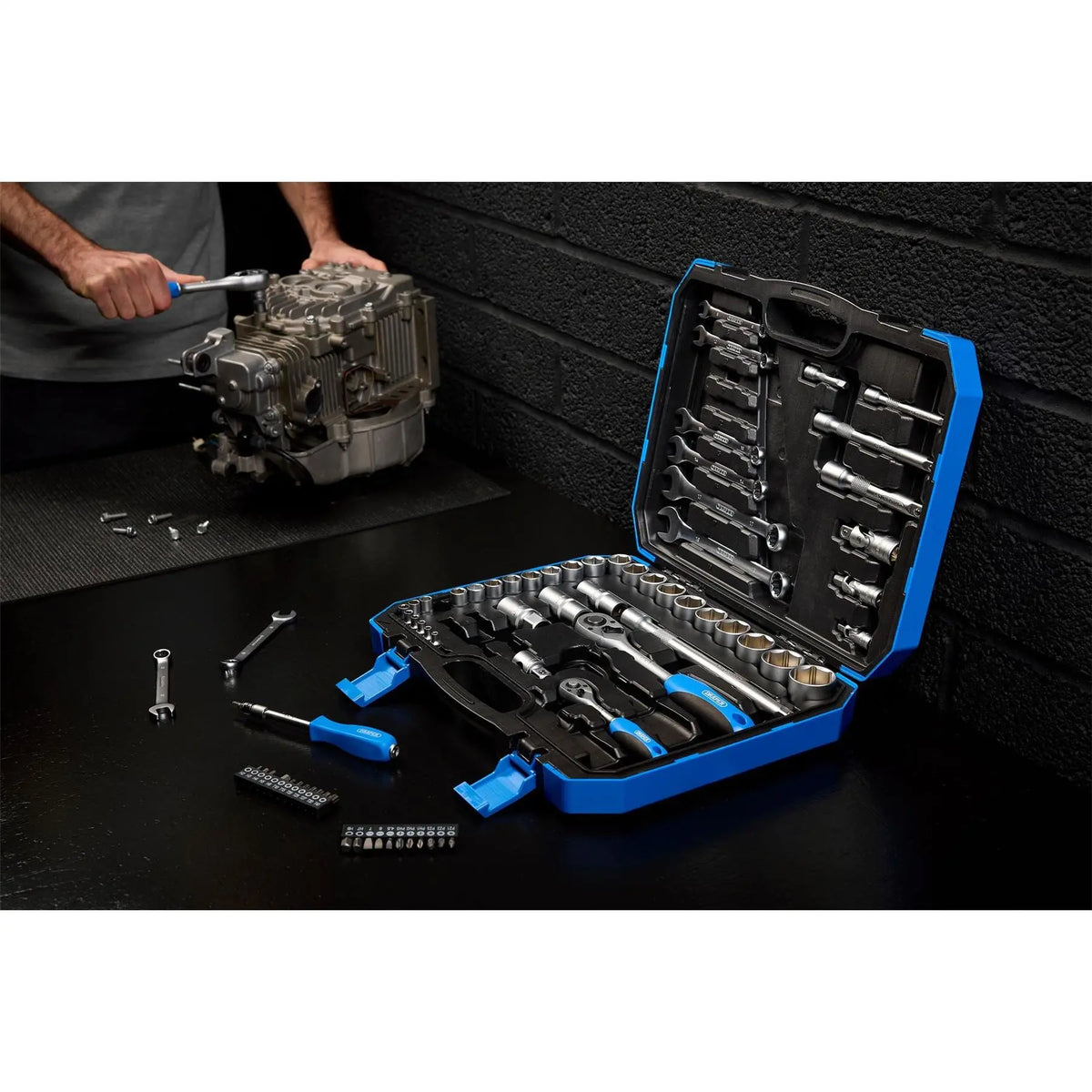 Draper Metric Tool Kit 1/4" 3/8" and 1/2" Sq. Dr. (75 Piece) 16364  White Rose Tools