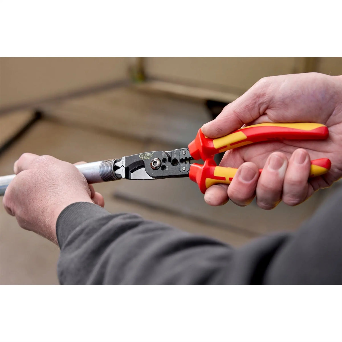 Draper XP1000 VDE 8-in-1 Electricians Pliers 215mm 94643  White Rose Tools